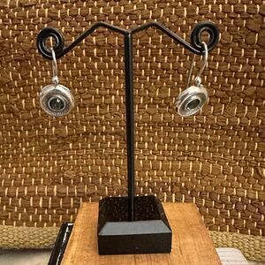 Elegant Sterling silver drop earrings with aquamarine stone… boho vintage style